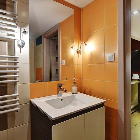 Lägenhet Cool Colors Flat Located In The Heart Of Buda Budapest